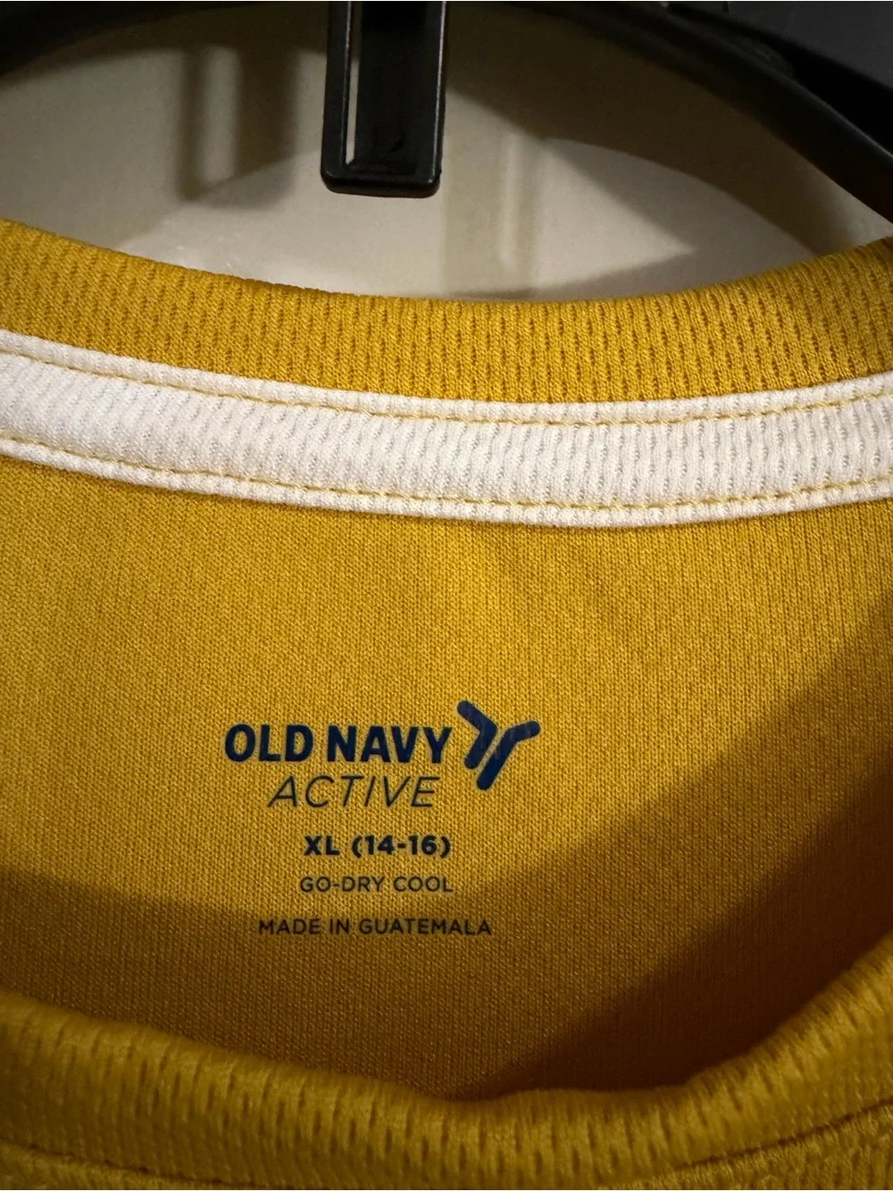 Old Navy Kidsn Long-Sleeve Graphic Performance Shirt - Mustard (254)
